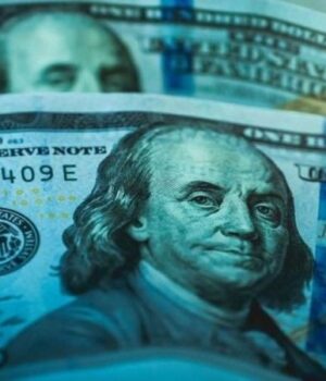 Курс-валют-на-2-грудня:-скільки-коштуватимуть-долар,-євро-і-злотий