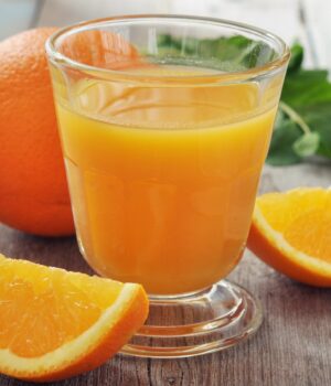 Як-щоденна-склянка-апельсинового-соку-впливає-на-наш-організм:-нове-відкриття-вчених Як-щоденна-склянка-апельсинового-соку-впливає-на-наш-організм:-нове-відкриття-вчених