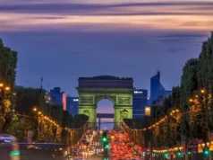 У Парижі скасували новорічний концерт на Єлисейських полях з міркувань безпеки У-Парижі-скасували-новорічний-концерт-на-Єлисейських-полях-з-міркувань-безпеки