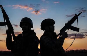 Батьки та діти: у ТЦК розповіли, як українці захищають країну родинами Батьки-та-діти:-у-ТЦК-розповіли,-як-українці-захищають-країну-родинами