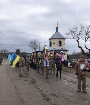 На-Волині-провели-в-останню-дорогу-воїна-Миколу-Пасічка