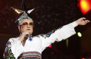 Сердючка несподівано зняла зірку та звернулася до фанатів Сердючка-несподівано-зняла-зірку-та-звернулася-до-фанатів