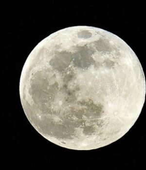 Українці-у-ніч-на-5-грудня-побачать-Холодний-супермісяць