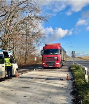 У-грудні-на-дорогах-Волині-мобільні-групи-перевірятимуть-транспорт У-грудні-на-дорогах-Волині-мобільні-групи-перевірятимуть-транспорт
