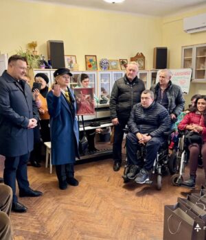 Діалог-з-«Довірою»:-міський-голова-Нововолинська-відвідав-людей-з-інвалідністю