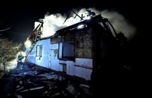 Будинок у Луцькому районі гасили рятувальники з двох областей Будинок-у-Луцькому-районі-гасили-рятувальники-з-двох-областей