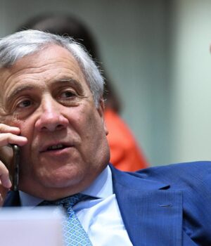 “Зброя-більше-не-потрібна”:-Італія-“б’є-по-гальмах”-військової-допомоги-Києву,-–-bloomberg “Зброя-більше-не-потрібна”:-Італія-“б’є-по-гальмах”-військової-допомоги-Києву,-–-bloomberg