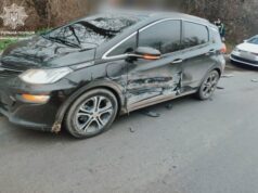 У Луцьку п’яний водій скоїв ДТП та втік з місця аварії. ФОТО У-Луцьку-п’яний-водій-скоїв-ДТП-та-втік-з-місця-аварії.-ФОТО