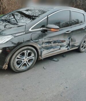 У-Луцьку-п’яний-водій-скоїв-ДТП-та-втік-з-місця-аварії.-ФОТО