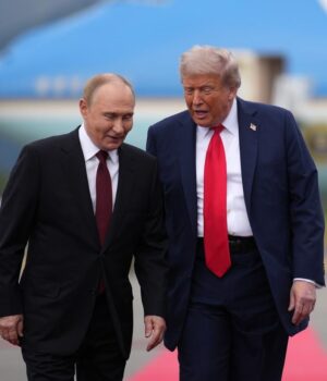 Трамп-заговорив-про-“бажання”-Путіна-після-перемовин-у-Москві