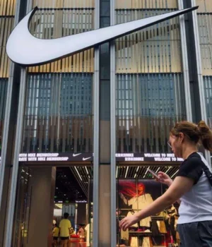 У-Великій-Британії-заборонили-рекламу-nike,-superdry-та-lacoste:-в-чому-причина У-Великій-Британії-заборонили-рекламу-nike,-superdry-та-lacoste:-в-чому-причина