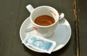 Чи можна пити каву щодня: дієтологи назвали всі за і проти Чи-можна-пити-каву-щодня:-дієтологи-назвали-всі-за-і-проти