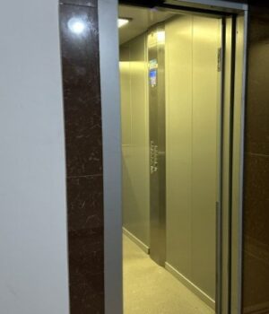 Відключення-світла:-у-Луцьку-до-півсотні-людей-на-день-застрягають-у-ліфтах Відключення-світла:-у-Луцьку-до-півсотні-людей-на-день-застрягають-у-ліфтах