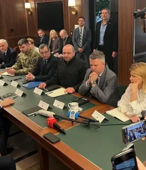 fbc8abc59b59c18b_1.webp Зеленський назвав завдання української делегації на переговорах у США