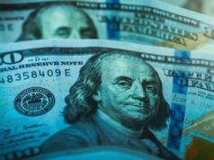 Курс валют на 5 грудня: скільки коштуватимуть долар, євро і злотий Курс-валют-на-5-грудня:-скільки-коштуватимуть-долар,-євро-і-злотий