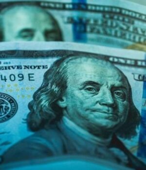 Курс-валют-на-5-грудня:-скільки-коштуватимуть-долар,-євро-і-злотий Курс-валют-на-5-грудня:-скільки-коштуватимуть-долар,-євро-і-злотий