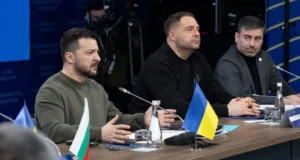 Зеленський провів додаткові зустрічі з кандидатами на місце Єрмака Зеленський провів додаткові зустрічі з кандидатами на місце Єрмака