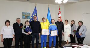 Волинських спортсменів-дефлімпійців відзначили грошовими сертифікатами Волинських-спортсменів-дефлімпійців-відзначили-грошовими-сертифікатами