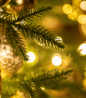 Як прикрасити-ялинку-у 2026 році:-кольори,-тренди,-фото