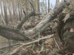 «На коліна, будь ласка!». Як американець штурмує російські окопи в Україні «На-коліна,-будь-ласка!».-Як-американець-штурмує-російські-окопи-в-Україні