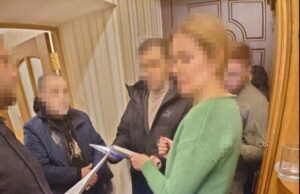 НАБУ оприлюднило гучне відео: чинну нардепку викрили у “торгівлі санкціями” НАБУ-оприлюднило-гучне-відео:-чинну-нардепку-викрили-у-“торгівлі-санкціями”