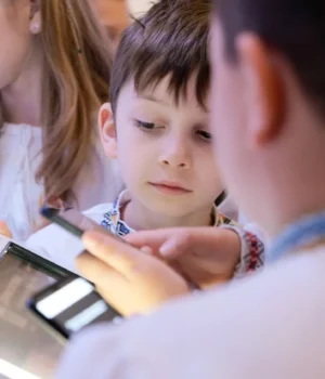 Ще-три-україномовні-аудіогіди-запрацювали-у-Страсбурзі,-Брюсселі-та-Бухаресті