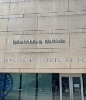 Інститут-миру-США-перейменували-на-честь-Трампа
