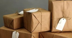 Посилки з-за кордону: коли українцям доведеться платити податок Посилки-з-за-кордону:-коли-українцям-доведеться-платити-податок