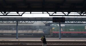 РФ атакувала залізницю у кількох областях: низка потягів затримуються (список) РФ-атакувала-залізницю-у-кількох-областях:-низка-потягів-затримуються-(список)