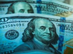 Курс валют на 6 грудня: скільки коштуватимуть долар, євро і злотий Курс-валют-на-6-грудня:-скільки-коштуватимуть-долар,-євро-і-злотий