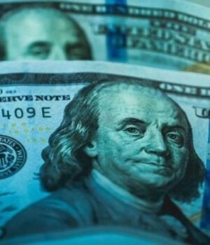 Курс-валют-на-6-грудня:-скільки-коштуватимуть-долар,-євро-і-злотий Курс-валют-на-6-грудня:-скільки-коштуватимуть-долар,-євро-і-злотий