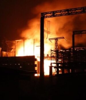 ЗСУ-поцілили-по-Рязанському-НПЗ-та-меткомбінату-в-Алчевську ЗСУ-поцілили-по-Рязанському-НПЗ-та-меткомбінату-в-Алчевську