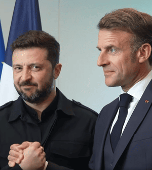 Макрон-розповів-Зеленському-про-результати-важливих-переговорів-у-Китаї