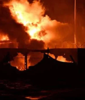 рф-атакувала-об’єкти-інфраструктури-Кременчука:-у-місті-перебої-зі-світлом,-водою-та-теплом рф-атакувала-об’єкти-інфраструктури-Кременчука:-у-місті-перебої-зі-світлом,-водою-та-теплом