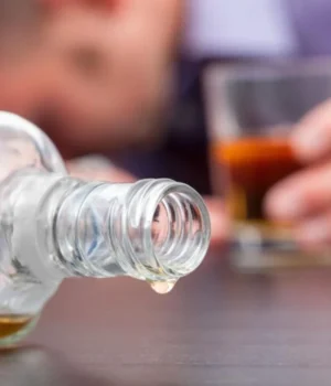 Підпалила-сина-за-зловживання-алкоголем:-жительку-Київщини-засудили-на-14-років Підпалила-сина-за-зловживання-алкоголем:-жительку-Київщини-засудили-на-14-років