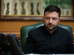 ЄС переконує Зеленського не погоджуватися на виведення військ із Донбасу, — Bloomberg ЄС переконує Зеленського не погоджуватися на виведення військ із Донбасу, — Bloomberg