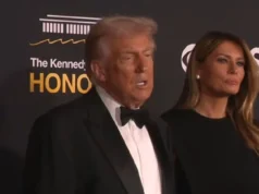 Трамп розчарований, що Зеленський "не ознайомився" з американським "мирним планом" Трамп-розчарований,-що-Зеленський-"не-ознайомився"-з-американським-"мирним-планом"