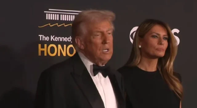 Трамп розчарований, що Зеленський "не ознайомився" з американським "мирним планом" Трамп-розчарований,-що-Зеленський-"не-ознайомився"-з-американським-"мирним-планом"