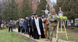 У Нововолинську попрощалися із Героєм Олегом Головенком У-Нововолинську-попрощалися-із-Героєм-Олегом-Головенком