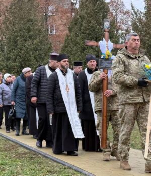 У-Нововолинську-попрощалися-із-Героєм-Олегом-Головенком У-Нововолинську-попрощалися-із-Героєм-Олегом-Головенком