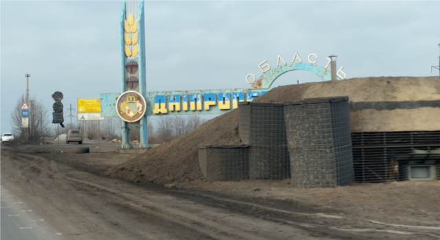 «Покинуті люди, собаки, коти» у Межовій, куди наблизився фронт «Покинуті-люди,-собаки,-коти»-у-Межовій,-куди-наблизився-фронт