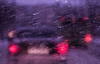 Синоптики попередили українців про мокрий сніг та дощ у вівторок: прогноз на 9 грудня Синоптики-попередили-українців-про-мокрий-сніг-та-дощ-у-вівторок:-прогноз-на-9-грудня