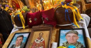 На Волині попрощалися із двома братами, які загинули на війні з різницею в 1 день На-Волині-попрощалися-із-двома-братами,-які-загинули-на-війні-з-різницею-в-1-день