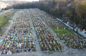 Реалії війни. У Львові цього тижня загиблих воїнів ховатимуть уже на новому місці Реалії-війни.-У-Львові-цього-тижня-загиблих-воїнів-ховатимуть-уже-на-новому-місці