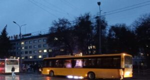 У центрі Луцька зіткнулися дві маршрутки У-центрі-Луцька-зіткнулися-дві-маршрутки