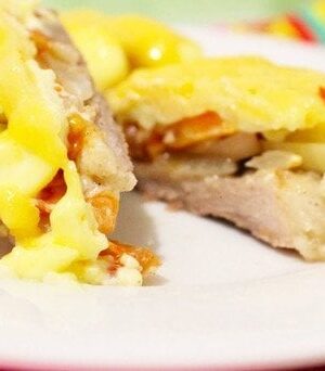 М’ясо-по-французьки-з ананасами-для-новорічного-столу:-святковий-акцент М’ясо-по-французьки-з ананасами-для-новорічного-столу:-святковий-акцент