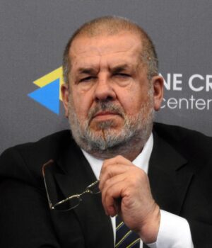 Чубаров-відреагував-на-слова-Трампа-про-Крим,-що-“з-чотирьох-боків-омивається-океаном” Чубаров-відреагував-на-слова-Трампа-про-Крим,-що-“з-чотирьох-боків-омивається-океаном”