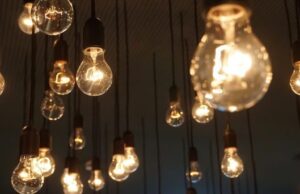 РФ знову вдарила по енергетиці України: у яких регіонах найскладніша ситуація РФ знову-вдарила-по енергетиці-України:-у яких-регіонах-найскладніша-ситуація