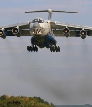 російський-військовий-літак-Іл-76-розбився-в-Судані-під-час-посадки:-весь-екіпаж-загинув російський-військовий-літак-Іл-76-розбився-в-Судані-під-час-посадки:-весь-екіпаж-загинув