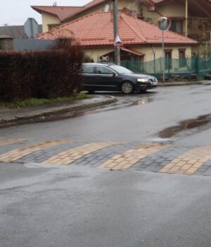 Аварійне-перехрестя:-у-Луцьку-встановили-«лежачі-поліцейські»-та-змінили-схему-руху Аварійне-перехрестя:-у-Луцьку-встановили-«лежачі-поліцейські»-та-змінили-схему-руху